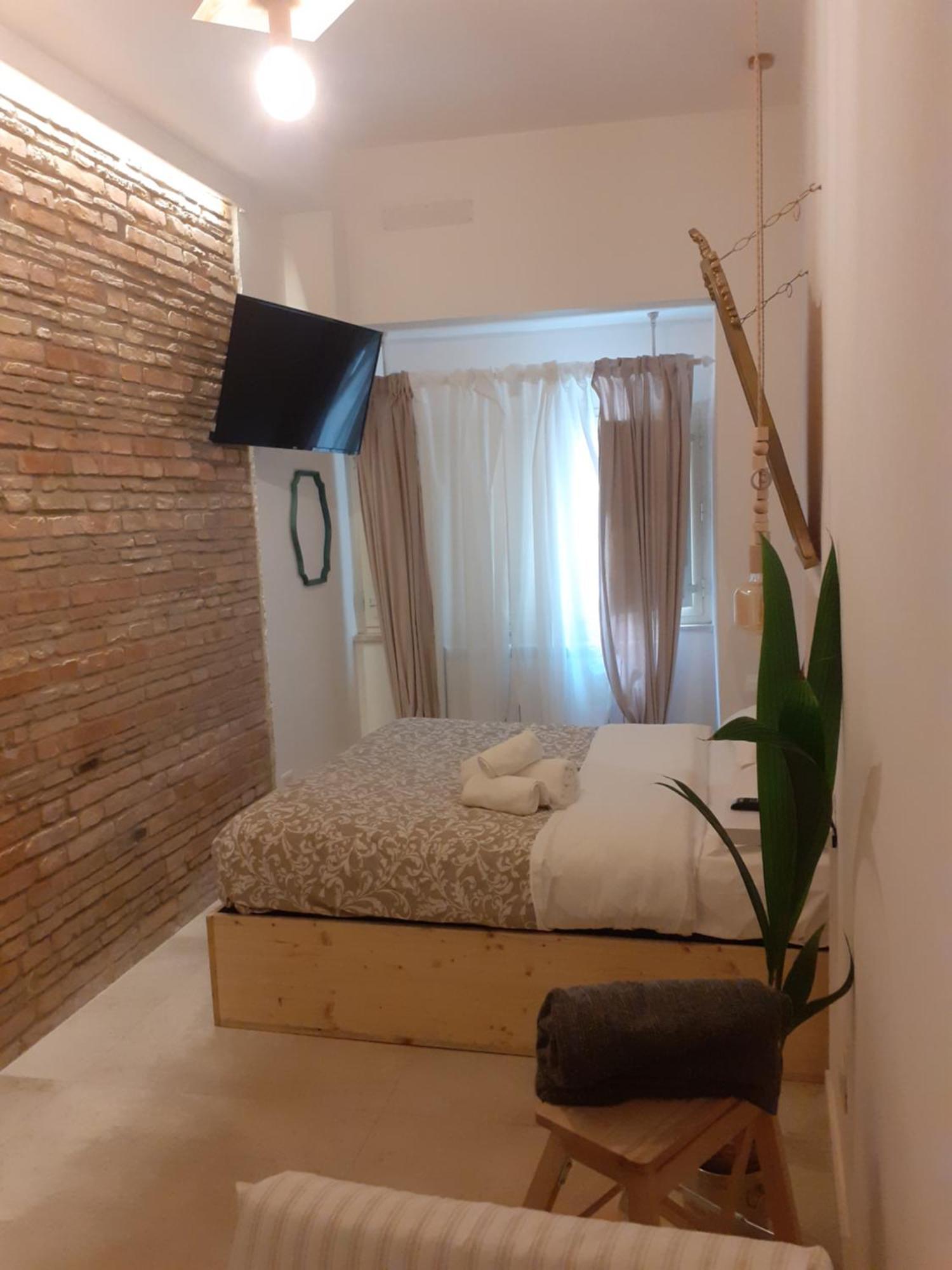 Arco Del Sacramento Casa Vacanze Беневенто Стая снимка